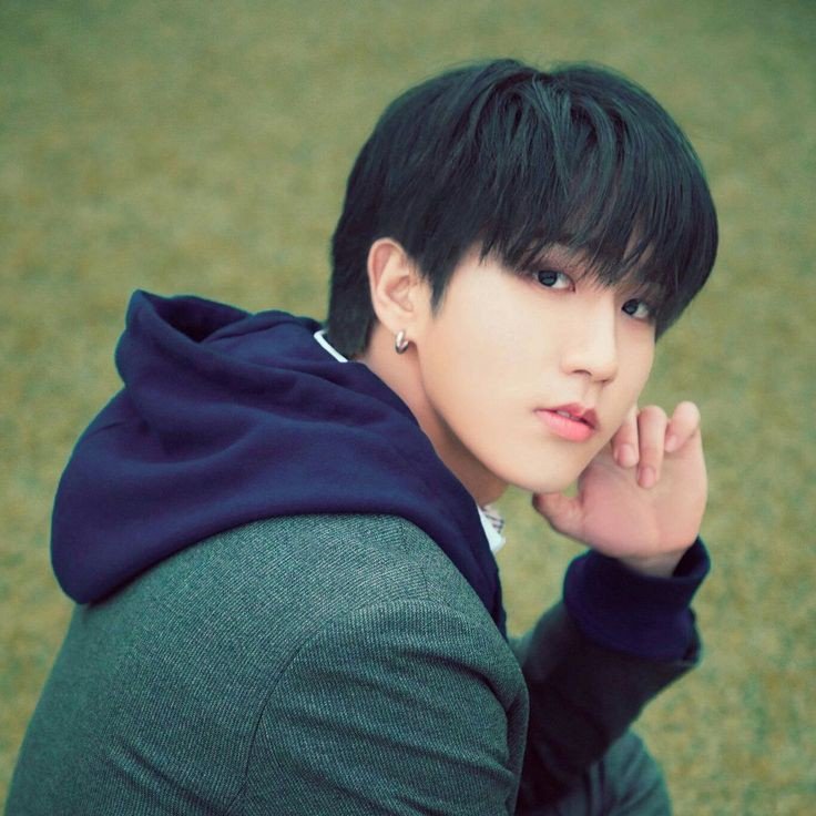 seungena's tweet photo. — as long as it's you. 

minsung au...

wherein Azazel (hj) wants to give Jae (yj) an energy drink but he accidentally hit Paxton (lk) when he threw the bottle. Would the energy drink will give his friend energy or it will lead him to the love of his life? https://t.co/TmZO5n2Sy4