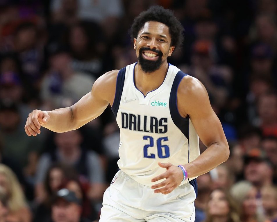 slamstudios's tweet image. Fun fact: Spencer Dinwiddie has a $1 bonus in his contract if the Mavs win the title.

Not a million. One dollar.