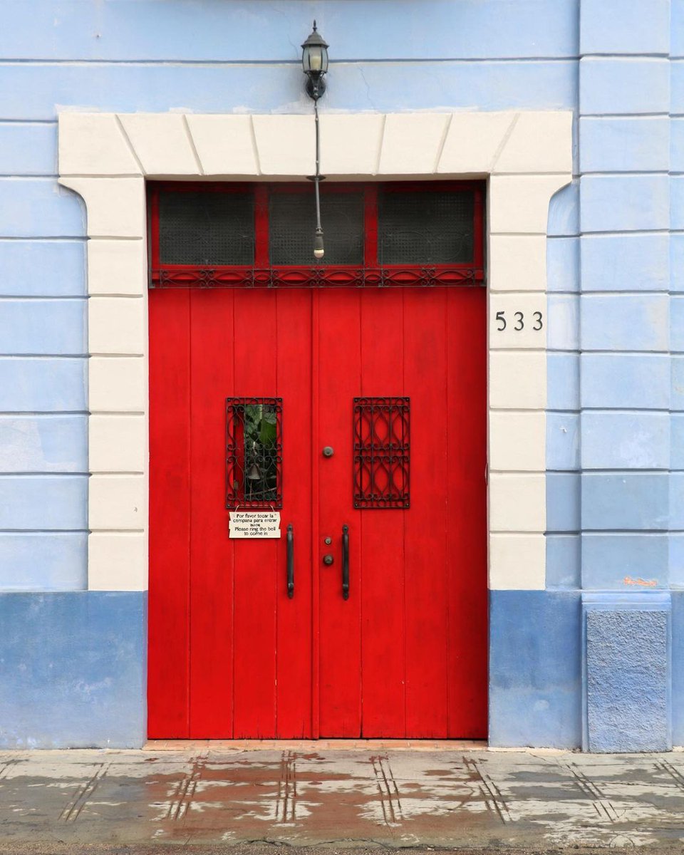 Las fachadas de Yucatán son identidad, color e historia💕

#AsómateALaPenínsula 

Vía: Fachadas Yucatán