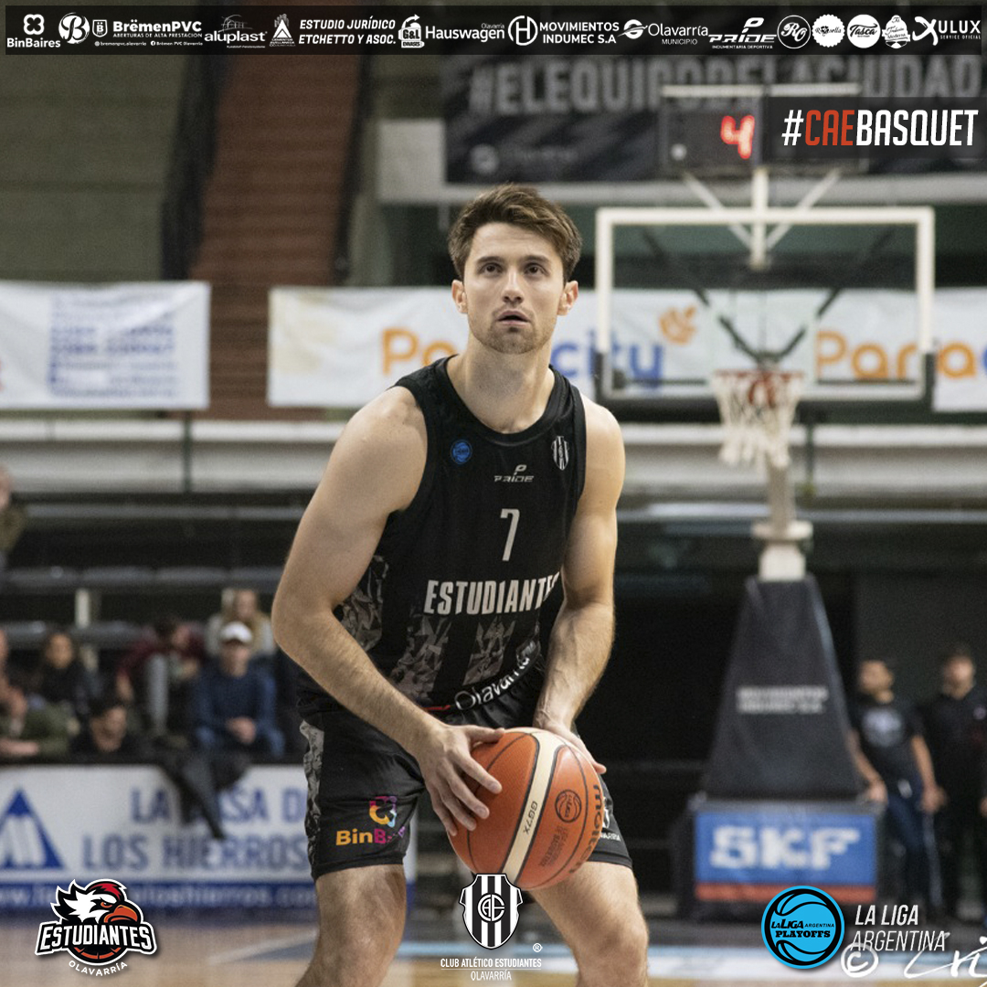 CAEbasket's tweet photo. 📸Cristian Perco, el 1

#VamosBata 🏀 #ElEquipoDeLaCiudad https://t.co/cHYvWHmijb