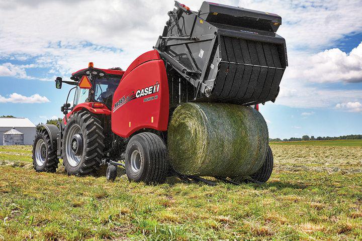 CrownPowerEquip's tweet photo. Efficiency, meet capacity. Increase productivity this hay season with a Maxxum series tractor and RB5 series round baler. https://t.co/rqwk9R61Tv https://t.co/EFHdEtJjX2