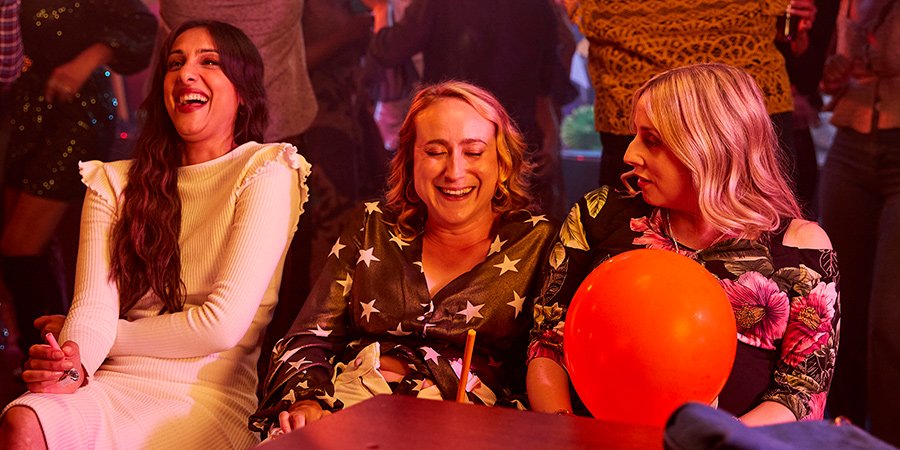 SouthernCazza1's tweet photo. That was chuffing brilliant everyone! ๐ ๐ @LucyABeaumont @LisaMitchell82 @yanickghanty @cazmoran @fablepicsuk @AnnOConnorITV @ShobnaGulati @NatsDavies #LeahBrotherhead #TajAtwal #PerryFitzpatrick @_ChloeMassey @PippaGabFulton @siakiwa #Hullraisers #Hull https://t.co/Fz5h5maSgG