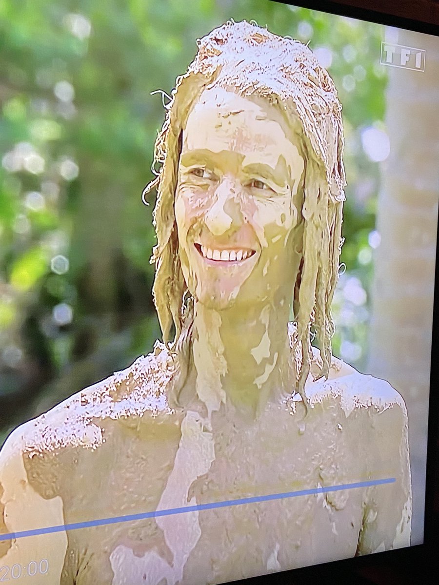 Nonowtf's tweet photo. Bastien ou Tarzan? 
En tout cas, on ne les a jamais vu au même endroit en même temps 👀🤣 #KohLantaLeTotemMaudit #KohLanta2022 #kohLanta https://t.co/oFOtzt1Bn3