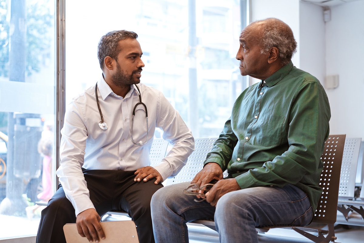 DoctorsOfBC's tweet photo. In her latest #PrezBlog, @dr_rdosanjh reflects on the value of #FamilyDoctors. "The inherent value of what you do as you lead our primary care system is irreplaceable. You are the reason we are still standing." https://t.co/6YS8GXa8Jq https://t.co/JXlwcptAYu