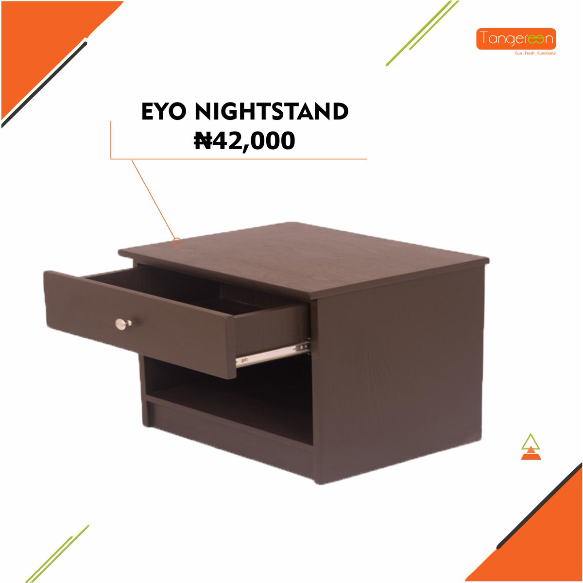 TangereenNG's tweet photo. Bring tasteful, transitional style to your bedside with this single-drawer
nightstand. 

EYO NIGHTSTAND - N42,000

DIMENSION
Depth- 45cm, Length-50cm Height-55cm
#tangereen https://t.co/ckx3UH3GuG