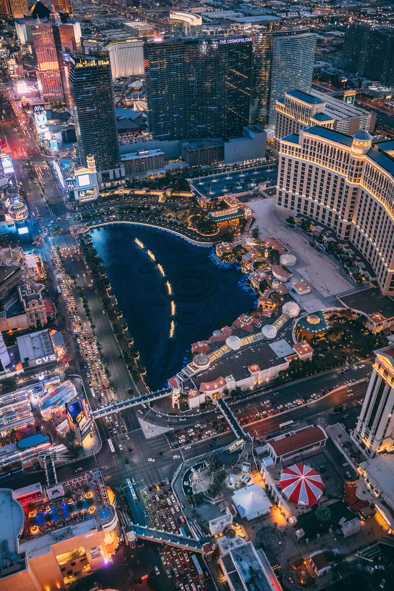 MGMRewards's tweet photo. The best of Las Vegas makes room for mischief. Welcome to the Show, @Cosmopolitan_LV!

https://t.co/qZyA5JfIho https://t.co/2SwN9ATwsT