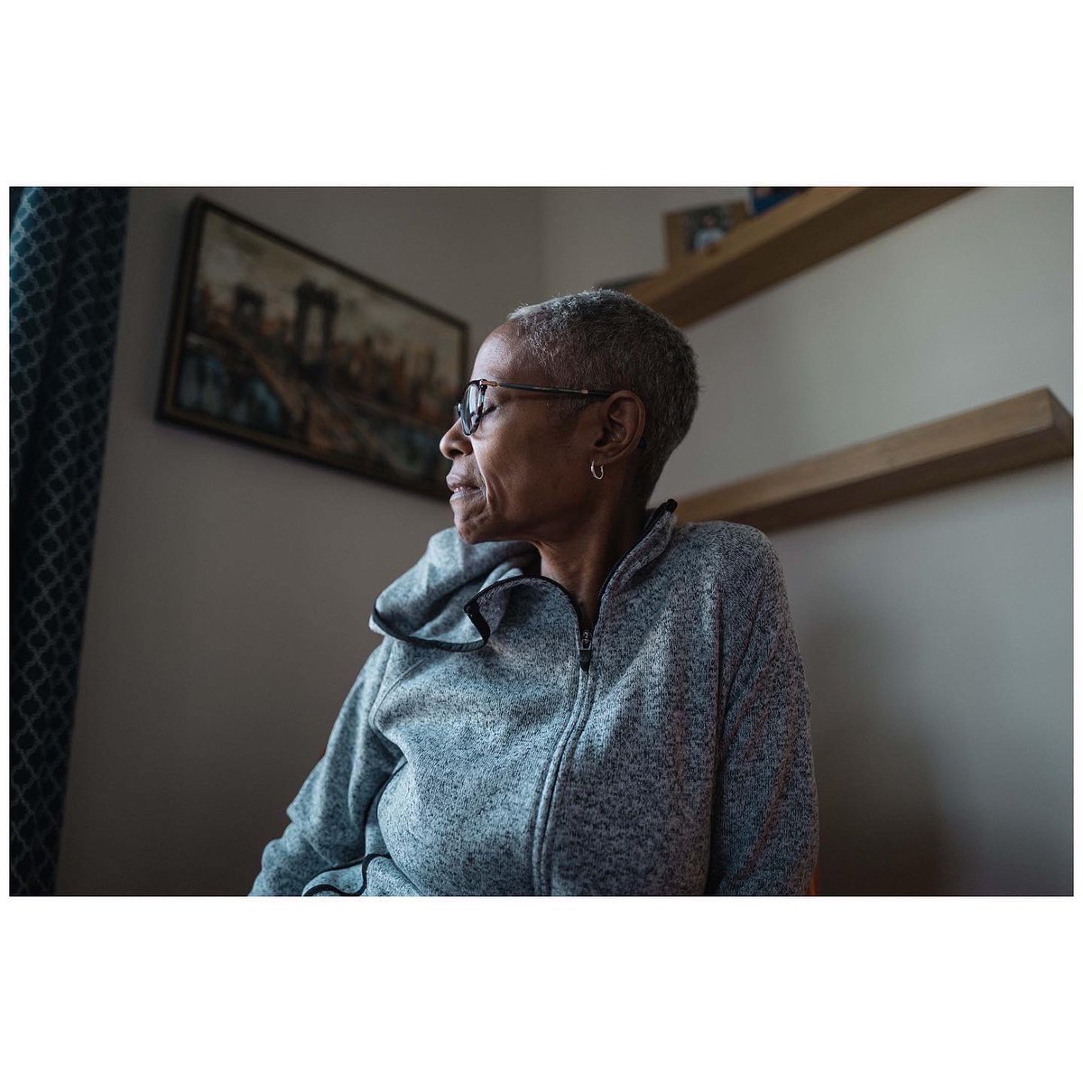 endterminaldebt's tweet photo. It is with a heavy heart that I share that Lisa passed away this past Friday. She was one of the bravest people I’ve ever met, and I'm grateful I got to tell her story as part of this project. She changed my life, and I’ll never forget her. #stage4 #stage4needsmore https://t.co/tn91HT91DF