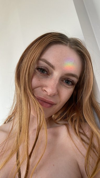 🌈 https://t.co/AcQYhUP57d