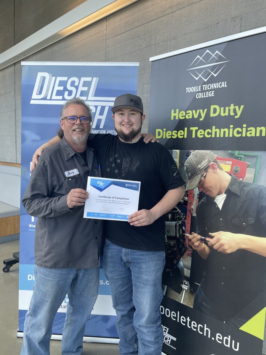 utahdieseltech's tweet photo. It may be the end of our journey with him, but just the beginning of a bright future for Tyler as a diesel tech. Good luck and congratulations, Tyler!
#utahdieseltechpathways #tooeletech #UTDP #careertechnicaleducation #dieseltech https://t.co/YXci6R7WId