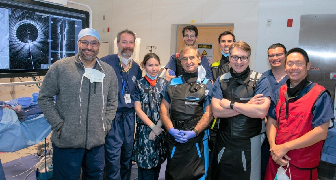 UMassRadiology's tweet photo. Today, the New England Center for Stroke Research was honored to host Drs. Pedro Lylyk, Ivan Lylyk, Demetrius Lopes, Vitor Mendes Pereira, and Conrad Liang to introduce intravascular high-frequency optical coherence tomography to the neurovasculature. History in the making! https://t.co/DWx1HgDw1f