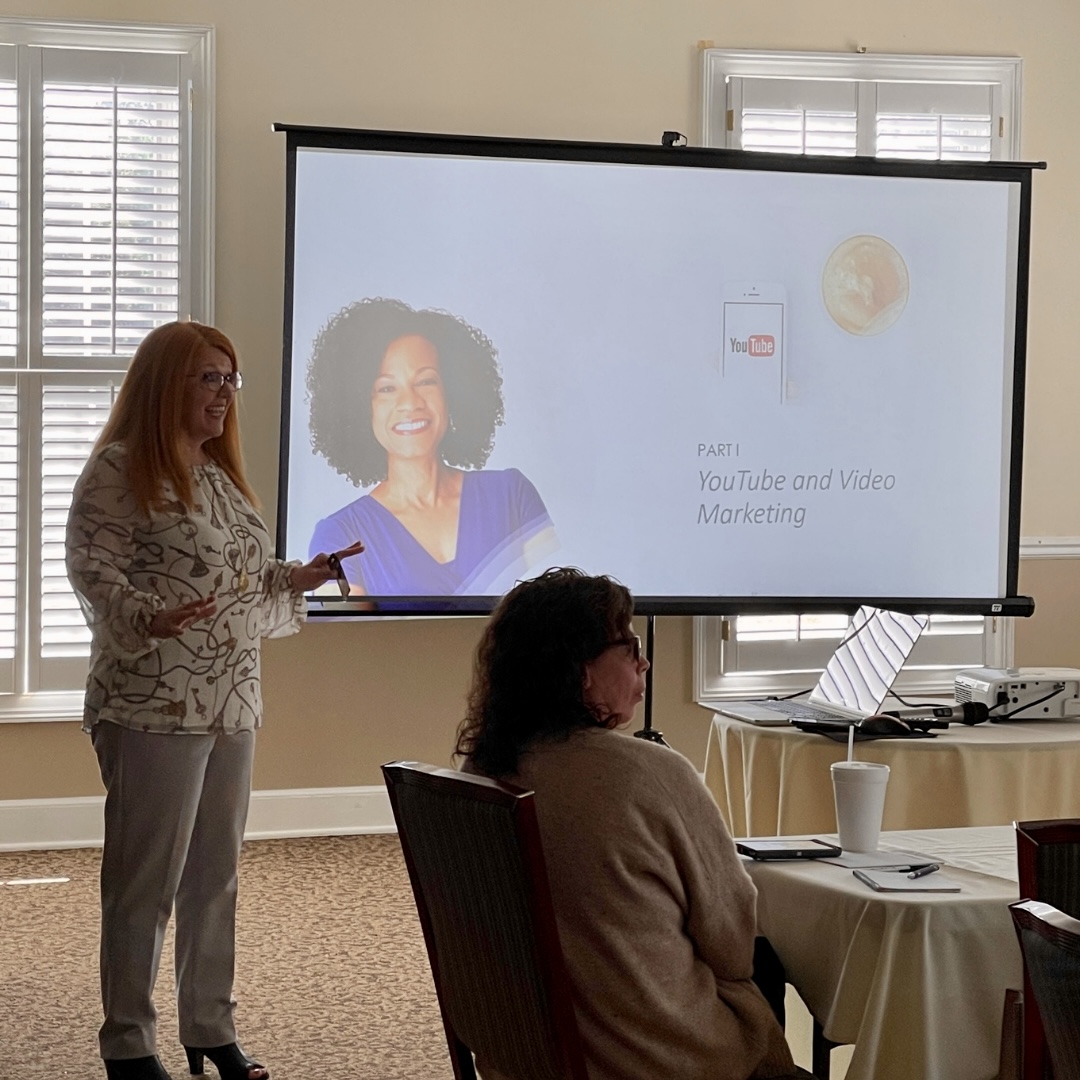 banksouthmtg's tweet photo. Today our Cobb branch hosted a #CEClass for their #RealEstateAgent partners, where @juanitamcdowell taught about YouTube and Video Marketing. ๐ Be sure to connect with a #BSM mortgage banker to get invites for future classes: https://t.co/L8BRScT3oi https://t.co/G6jUd4PnS0