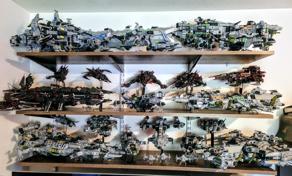 SnaapToys's tweet photo. Been sleeping on these too long. I really need to start posting some of these builds! @Snapships  #BuildtoBattle #Snapships https://t.co/4ziLKTrvLw
