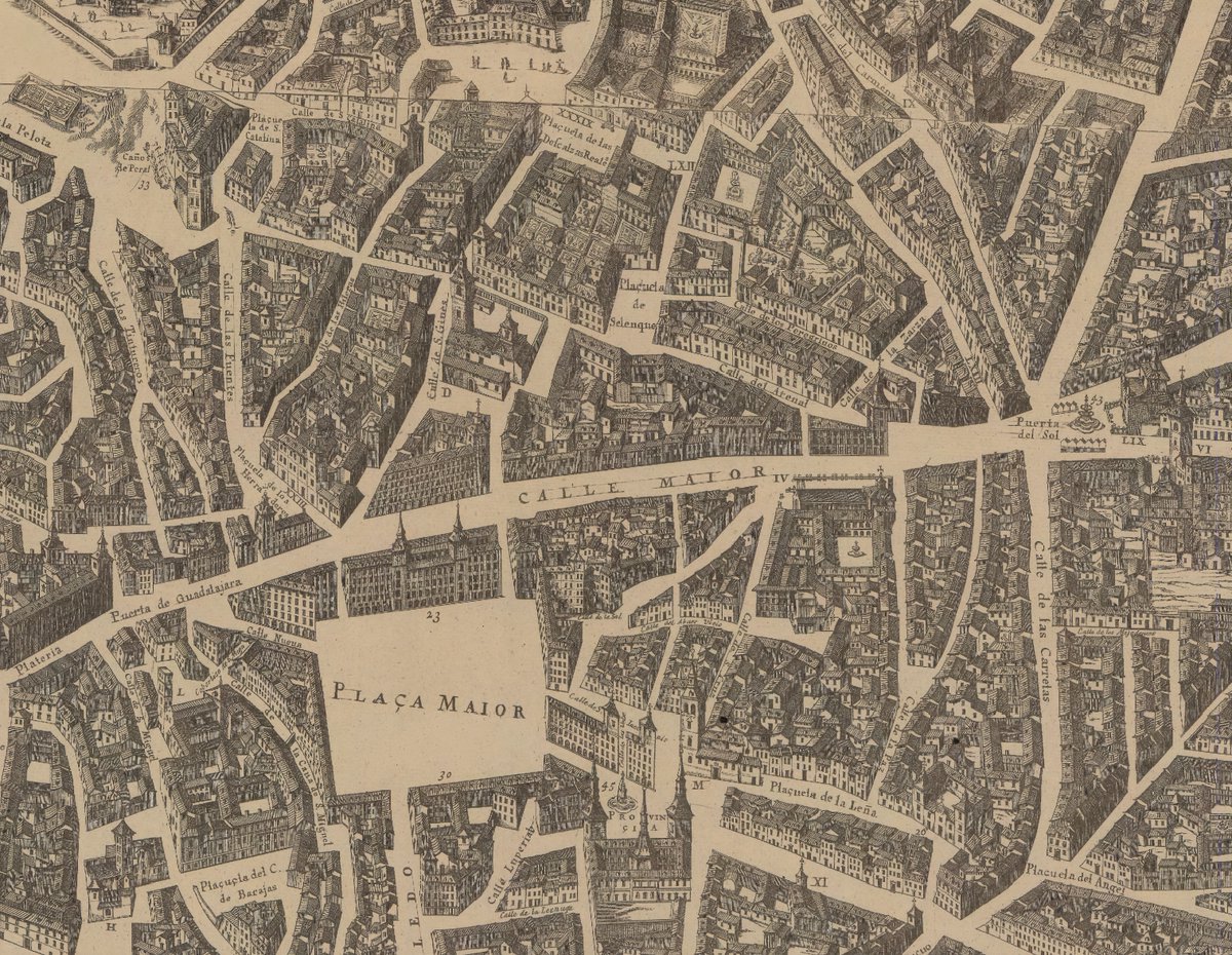 giraldeo's tweet photo. Una cosa chulísima de algunos planos antiguos como este (Teixeira, 1656) es que, aunque de la sensación de que están dibujados desde una perspectiva oblicua, en realidad los contornos de las manzanas señalan la forma exacta de esa manzana como si se mirara en un plano actual. https://t.co/vbkssCoirJ