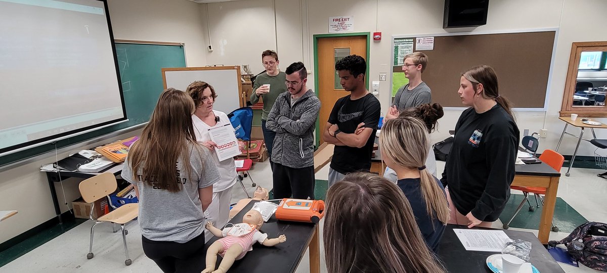 American Heart Association CPR and Basic First Aid training taking place for interested students after school today. #HEARTSAVERS #PortageProud