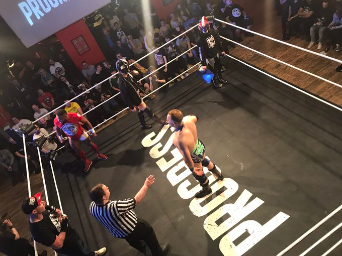 global_catch's tweet photo. - PROGRESS Tag Team Championships #1 Contendership: Smokin' Aces (@CSterlingPro & @NickRileyPro) VS The Sunshine Machine (@ChuckMambo & @PureTKC) finit en time limit draw.
- PROGRESS World Championship: @imsomunny bat @TheJonGresham (c) par DQ
#Chapter134 https://t.co/PtvkpXeghZ