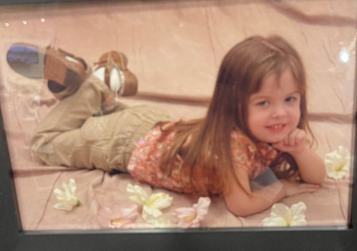 SewardSoftball's tweet photo. Last but not least @hbenedict32 our girls would love to have you as a teacher when you get older! Good luck @UNLincoln we know you will work hard to be a great #teacher have fun and #muchlove we were hoping your aunt @bethb_32 was going to take a pic like this w/ u last weekend https://t.co/P7bvXQXQks