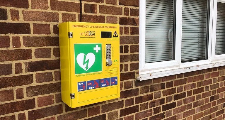 Sawbo_Fire_C27's tweet photo. Our Community accessible defibrillator was accessed for an emergency last week. We have no information of who or where, but we are just glad it was there for our community in time of need♥️ #communitydefib  #community https://t.co/vybQKCujz6