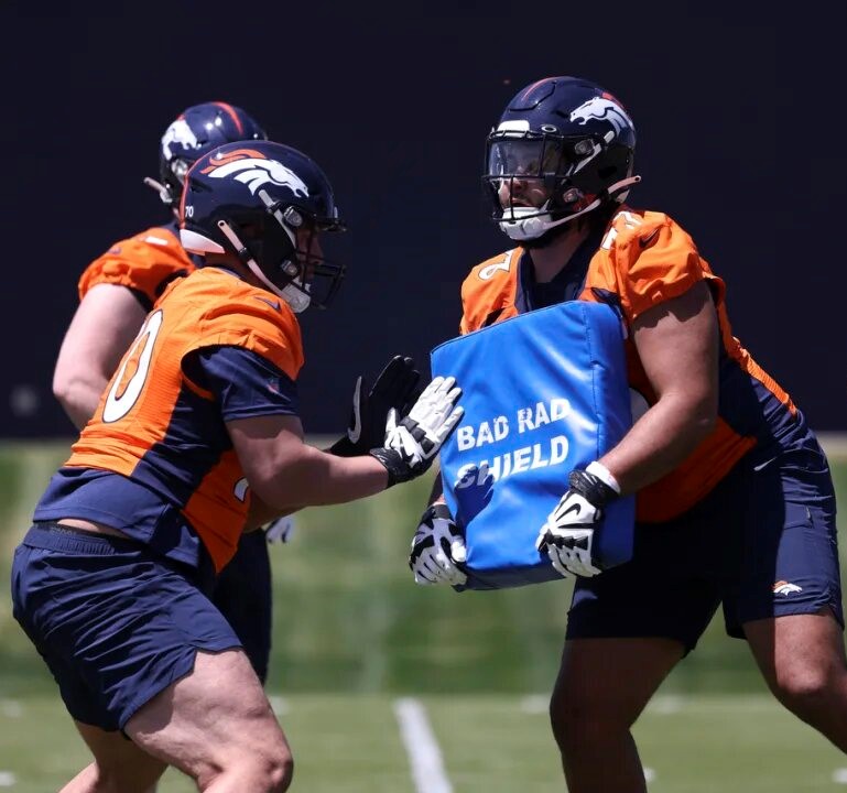 MSUBeaversFB's tweet photo. @Sebastiandev80 putting in the work at @Broncos rookie camp!

#GRIT 🦫
#BuildTheDam 🪵 https://t.co/6vQ5o9IvqU