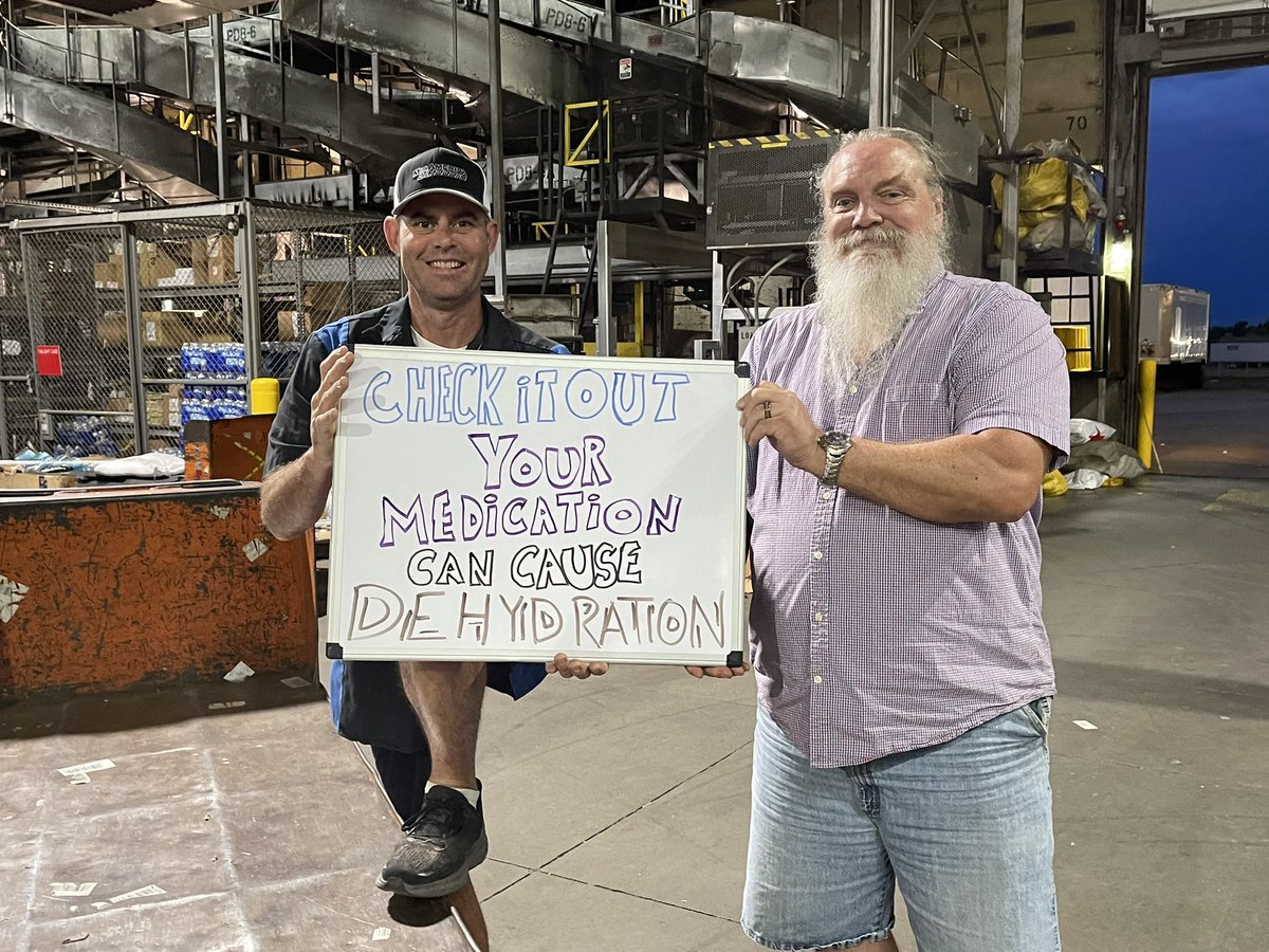 okc_preload's tweet photo. ⁉️🤔❓🤔⁉️ #quiz time with James: Do you know how to check if your medication can dehydrate you? 👉Check the side effects &amp; always have a plan to stay hydrated!👈 #TeamWellness #Hydration #SummerisComing #UPS #OKC #Preload #TeamSafety #OperationEndDehydration https://t.co/UKtWQOVEKq