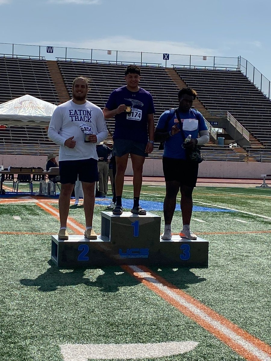 .<a href="/SunAndSkiSports/">Sun & Ski Sports</a> presents the VYPE DFW Public School Boys Track and Field Athlete of the Year! Voting closes at 7 p.m. on Monday, May 23rd

Nominees:
<a href="/rileymcgowan_/">Riley McGowan</a>
<a href="/teenyman2/">Kendrick“Teenyman”Smallwood</a> 
<a href="/spielergarrick/">Garrick Spieler</a>
<a href="/Kamfrank10/">KÃMĒRŌÑ FRĀÑKŁĪŃ</a> 
<a href="/creecebrister/">Creece Brister</a>

VOTE: vype.com/Texas/DFW/boys…

#txhstf #fanpoll