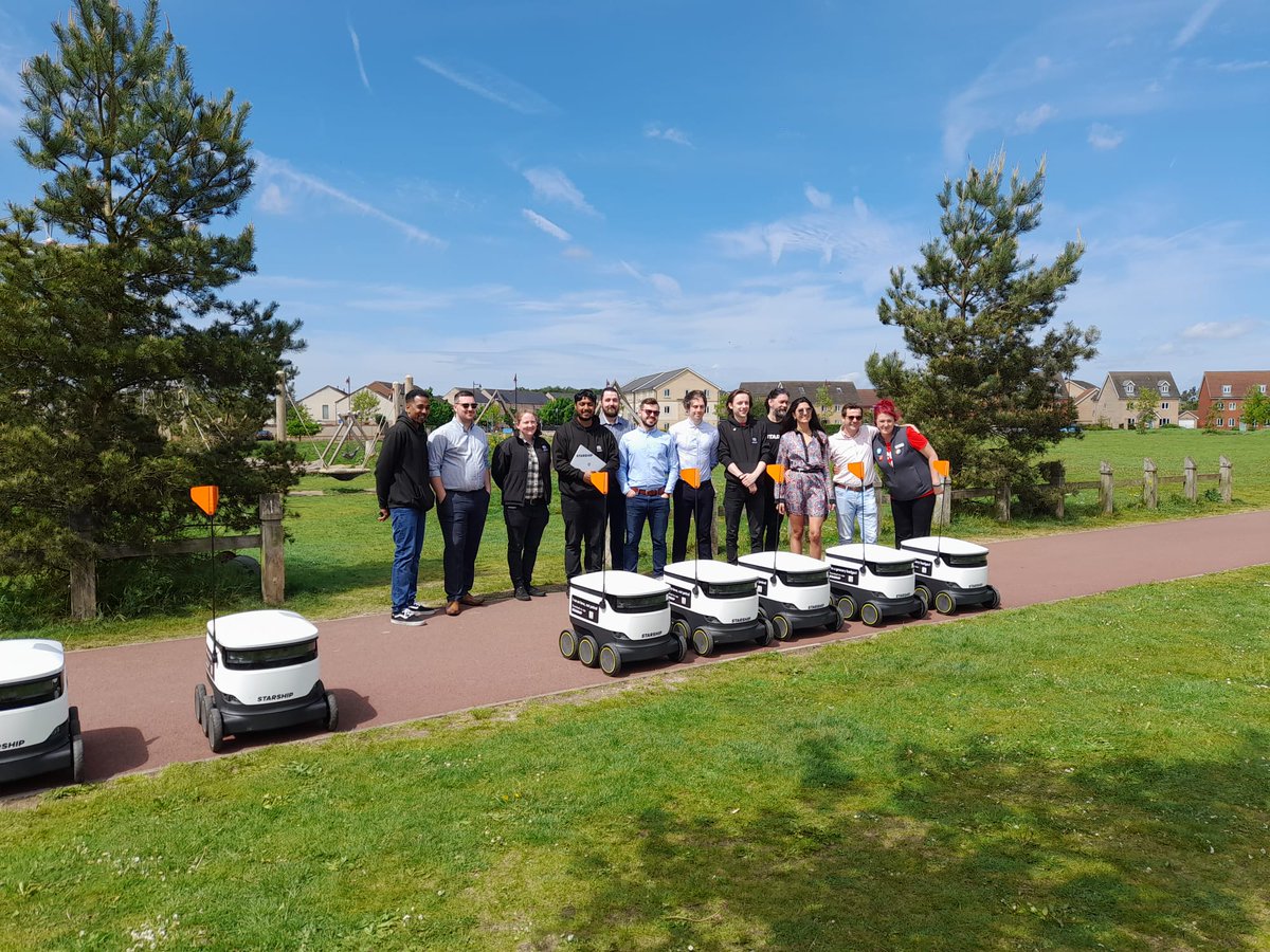 sai46141111's tweet photo. Yess! Finally!

Starship Robots now deliver coop food in Cambrdige!

Massive Thank you to Ryan and Team for a successful launch.

@StarshipRobots Thank you so much for all your support for smooth launch.
@C1____conway @jonabottomley
@butt_hazzzy @coopuk @simondryell @steveall1 https://t.co/8uuQuPE2OT
