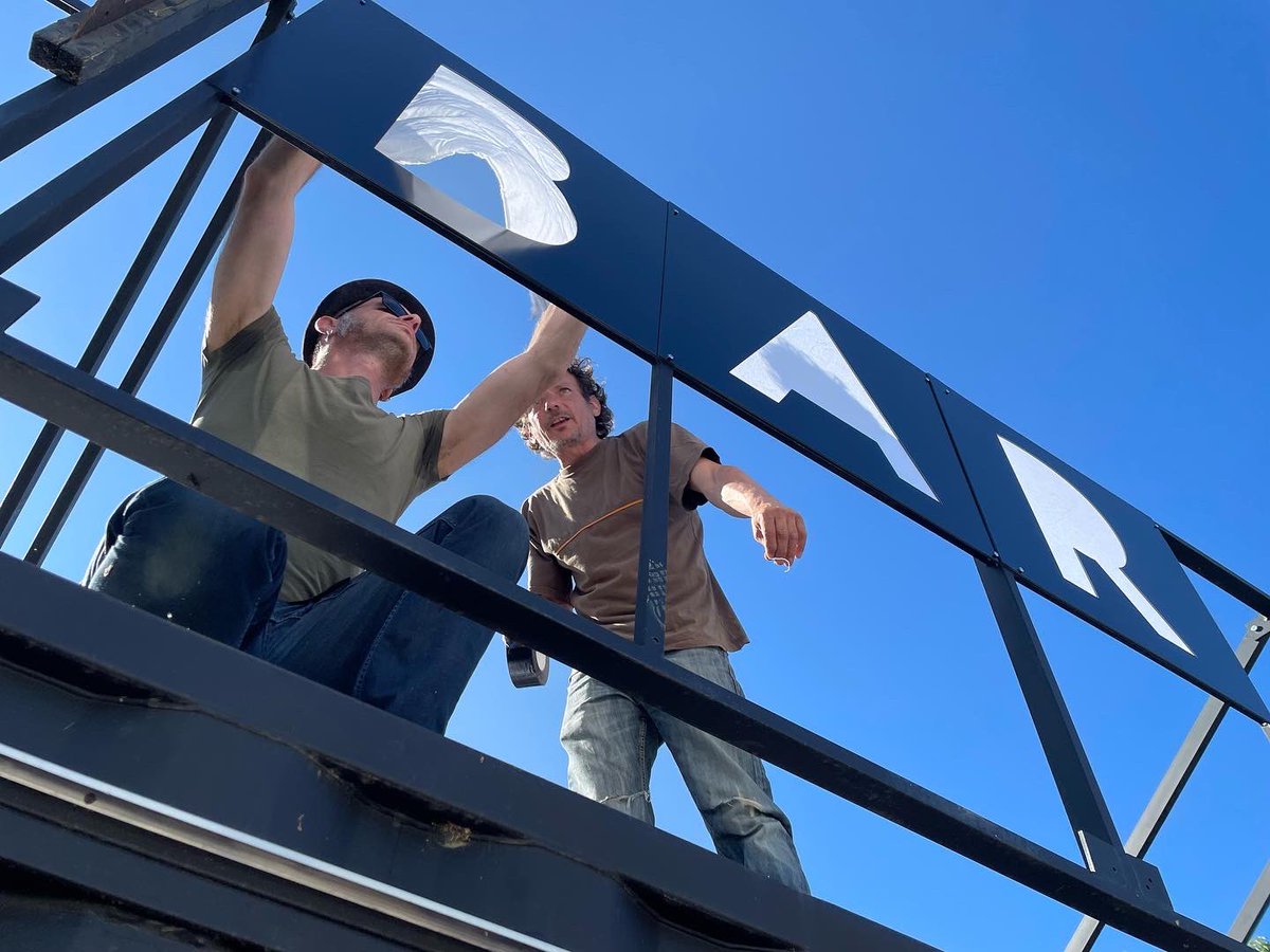 Les3elephants's tweet image. Montage en cours ! #3lf2022