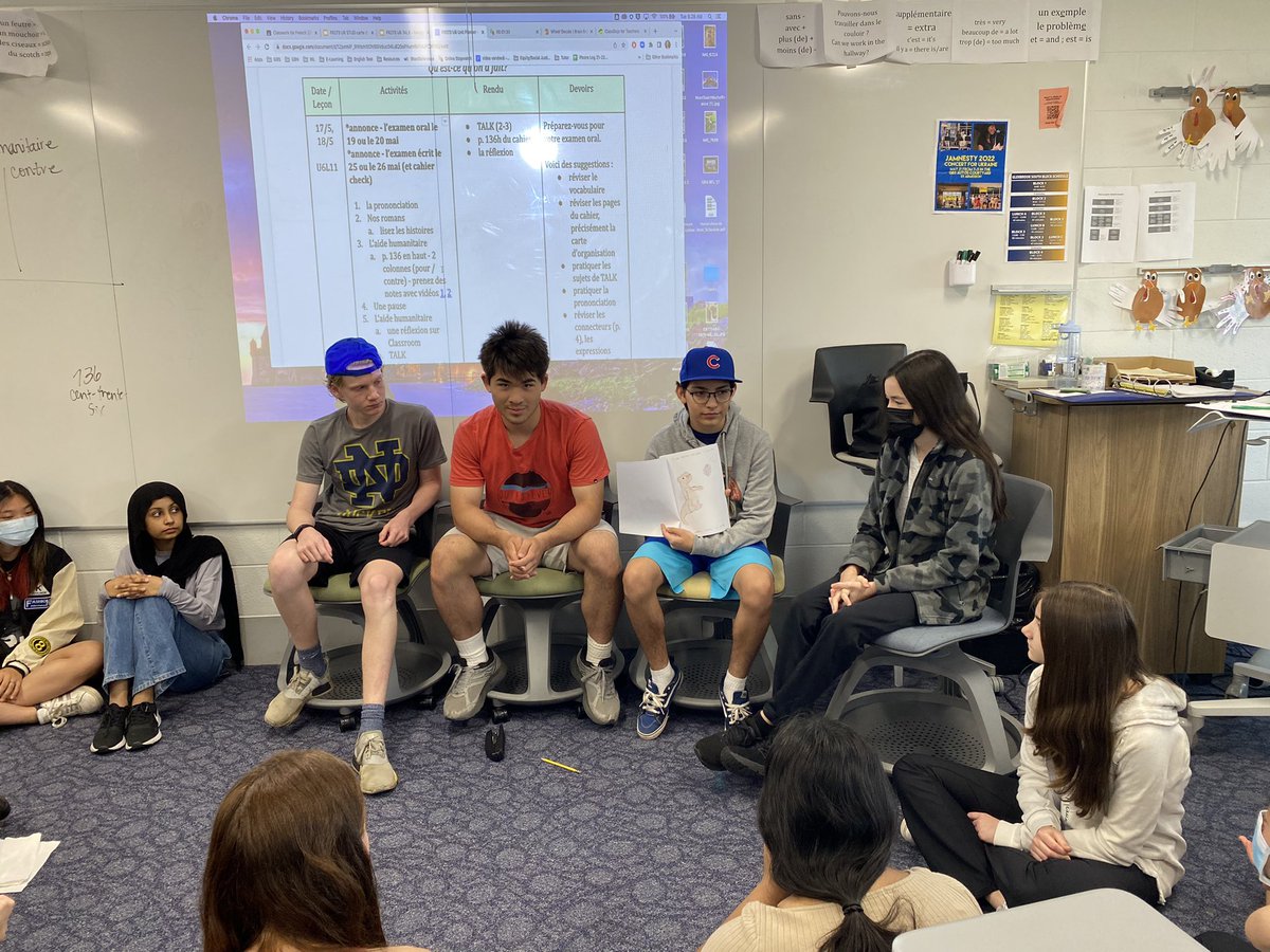MmeMoritz's tweet photo. French 273 students enjoying story time by reading their versions of If You Give A Mouse A Cookie in French. Bravo ! @Glenbrook_south #GBSNow #D225Now #FrenchMatters https://t.co/cjMPAFXNC4