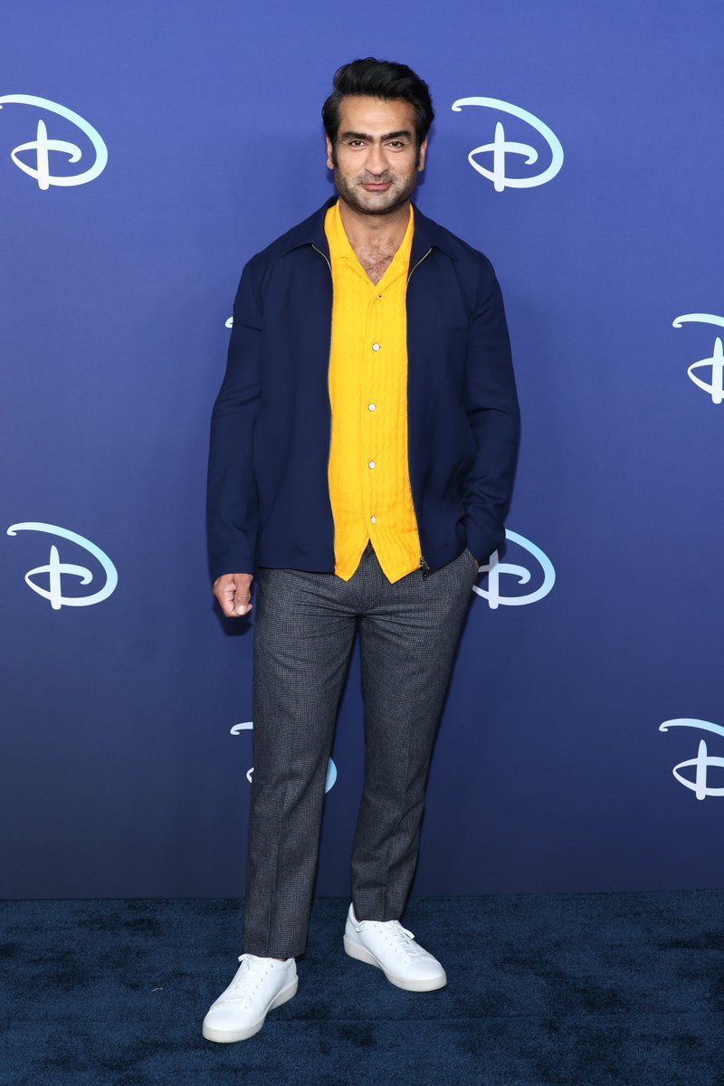 OnTheRedCarpet's tweet photo. .@quintabrunson, @kumailn and @DuleHill have arrived at the 2022 ABC Disney Upfront at Basketball City Pier 36 in New York City.
(Photo: Dia Dipasupil/Getty Images) #abcupfronts https://t.co/2GE6kD6TNn