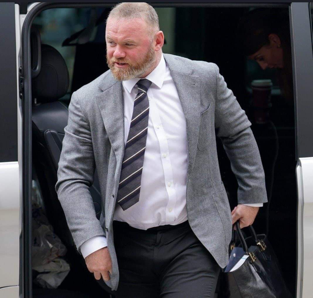 TheFootballFeel's tweet photo. Wayne Rooney is 36 years old.. https://t.co/S7ob23kuDD