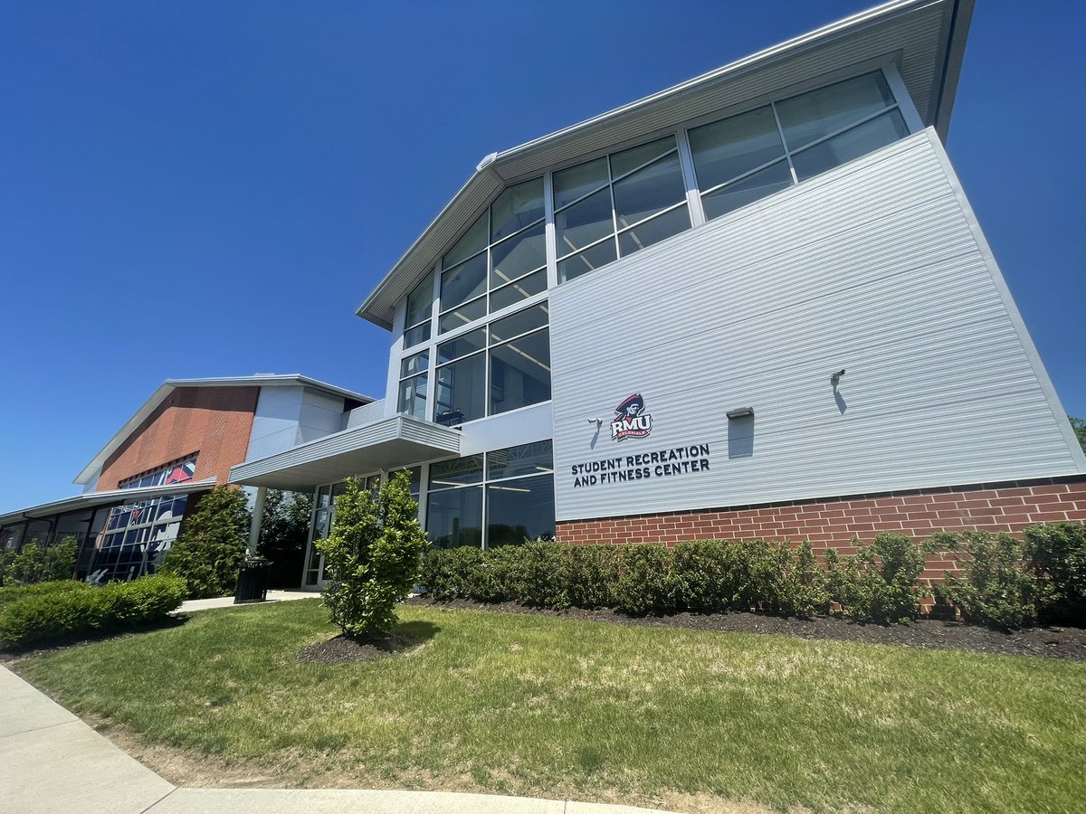 RMU's tweet photo. Tour Tuesday: Student Recreation and Fitness Center 💪 https://t.co/Q3OVF7Wqo3