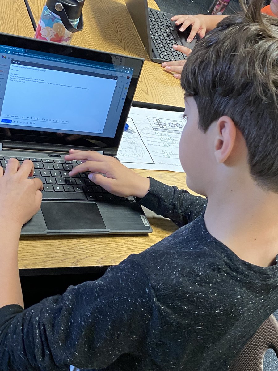 MrsFoley_SD54's tweet photo. Thankful Day means writing emails to teachers we are thankful for…past &amp; present. ❤️ #Thankful @HanoverHuskies https://t.co/o9cWQLGodB