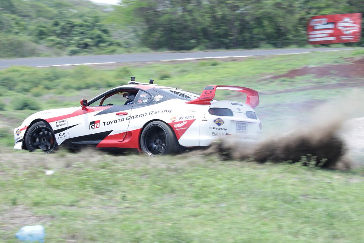 ToyotaCR's tweet photo. El #Supra de @mariodrifter y el #GT86 de "Toto" Villalta fueron los Toyotas ticos en la exhibición de dfift dentro del evento "Concentracion Toyota" realizada el fin de semana en el autódromo el Jabalí en El Salvador. https://t.co/fAWPCmeuVi