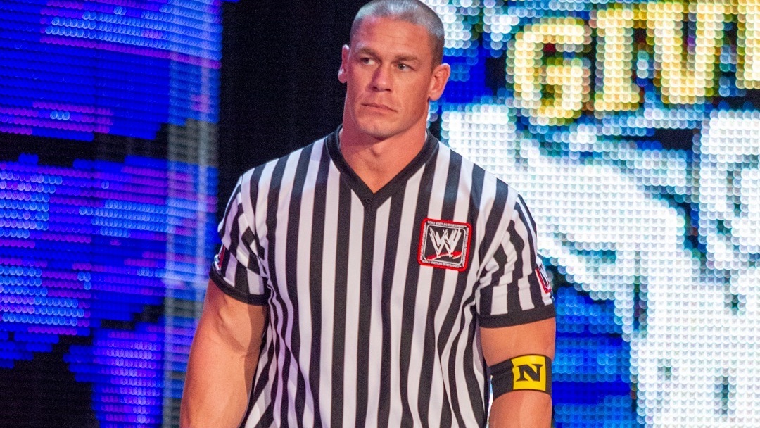 WWEAustralia's tweet photo. Who wore it best? #refereestyle https://t.co/4S1SNTHfSI