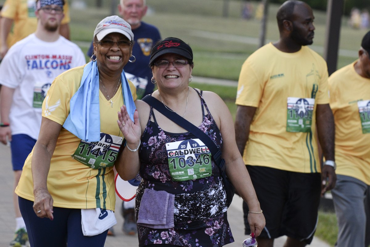 WrightPattAFB's tweet photo. The 2022 @AFMarathon offers 3️⃣race courses for those who wish to walk - the 5K, 10K or half-marathon track. #AFMarathon is Sept. 16-17. We look forward to cheering on all participants and 🎉celebrating the @usairforce birthday! #AF75 #USAF
📰For more info: https://t.co/cd9JkmhCUZ https://t.co/JMrmP43rNl
