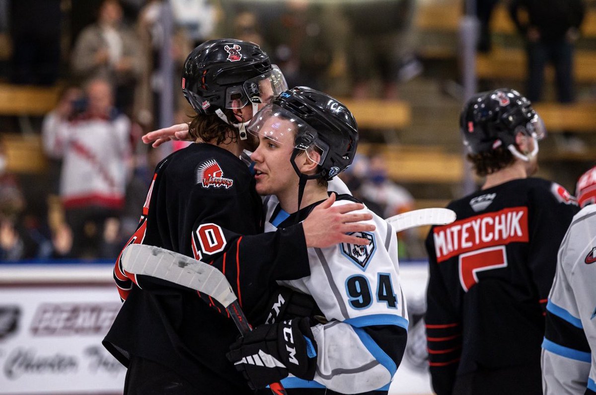 Daemon Hunt tweet media