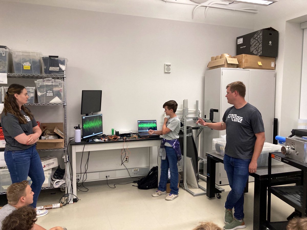 We had a phenomenally fun morning yesterday welcoming students from Hillsboro HS into our lab! Students were able to try on exoskeletons and prosthetic devices and experiment with EMG, sports tech, GRF, and more! We are so exacted to have in person outreach events back in action!