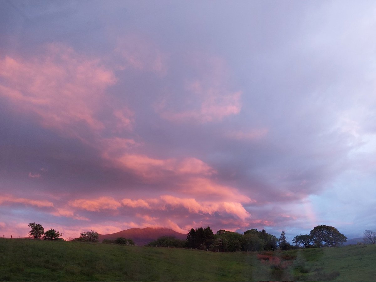 Beautiful day, followed by a harsh storm, followed by something beautiful #skiddaw 🌈 at sunset 🌇 🥰