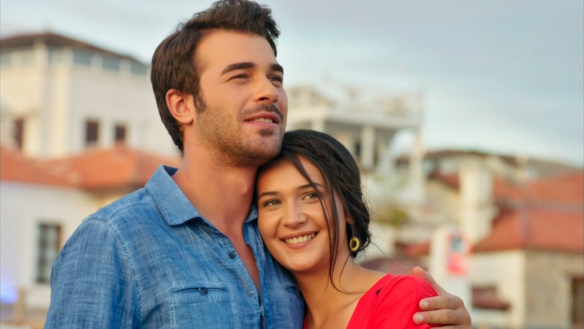 diziitakipcisii's tweet photo. Geceyi #İlkFer ile kapatalım. 💘

#YusufÇim #GülsimAli #HanımKöylü https://t.co/u4PKrlklMZ