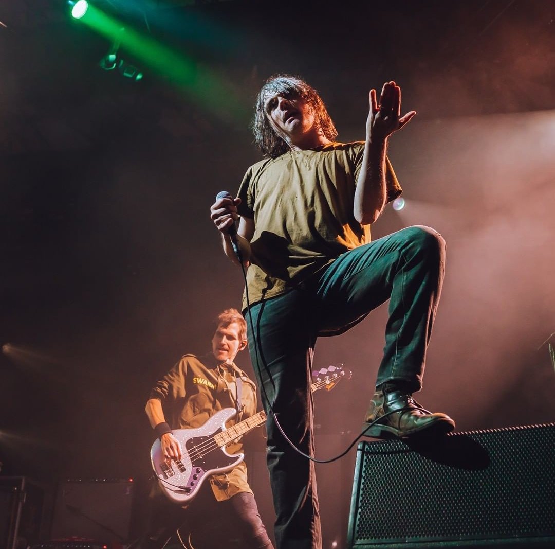 Gerard on stage last night #MCREDEN