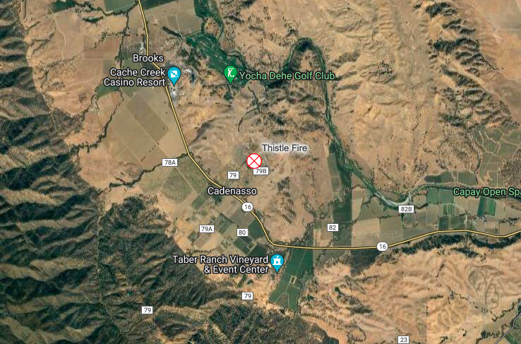Sarah_Stierch's tweet photo. 🔥🚨#YOLOCOUNTY | #CAPAY 🚨🔥

#ThistleFire first reported at 2:06 PM 5/17 as a grass fire at 20898 County Rd 79B in Capay Valley

—5/17 2:11 PM—
🔥1 acre
🔥Slow rate of spread
🚒Crews are on site

🎥Bald Mtn Guinda: https://t.co/qVNrZXHiuK 

Follow this thread for updates. https://t.co/JhfClCUlFU
