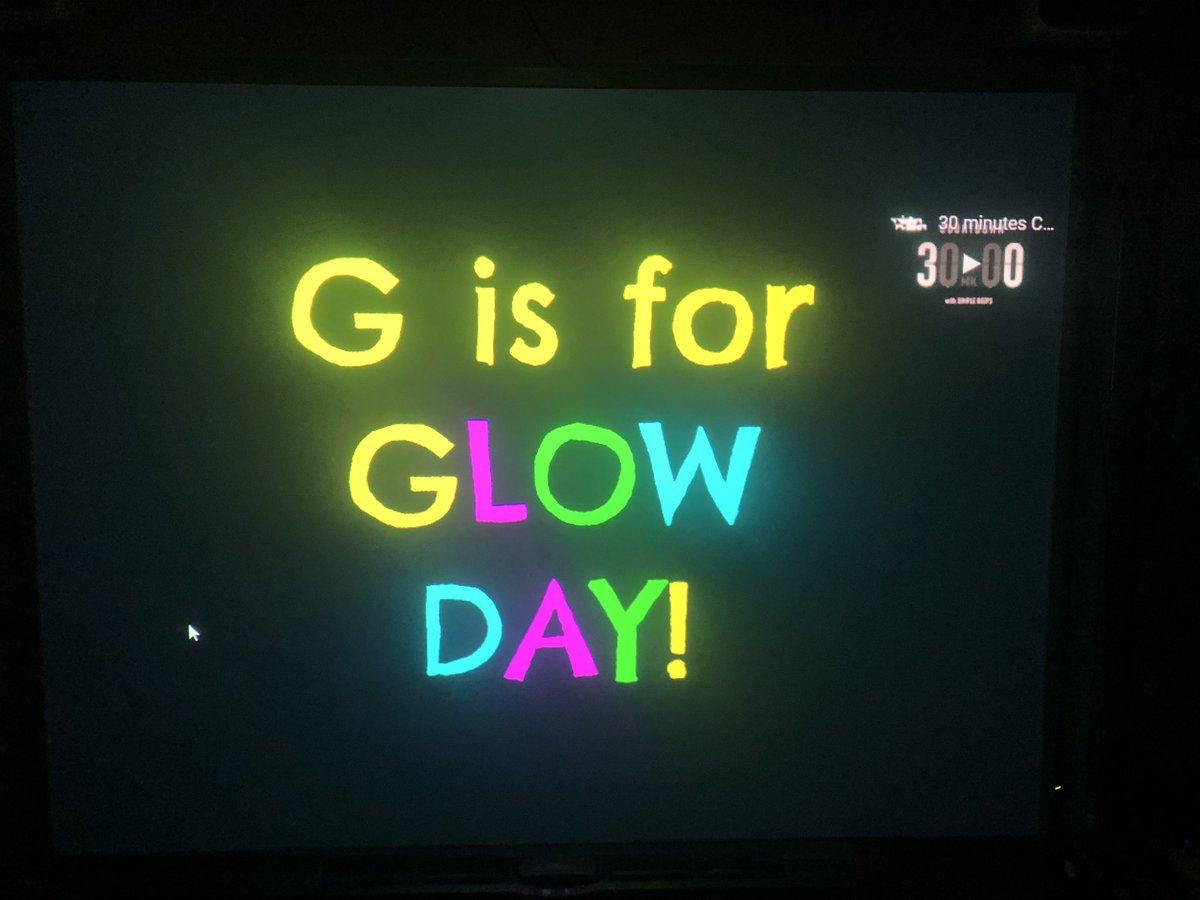 FirstiesFun's tweet image. #ABCountdown G is for Glow day! So much fun today! 💛 #YES_Bulldogs #firstgrade