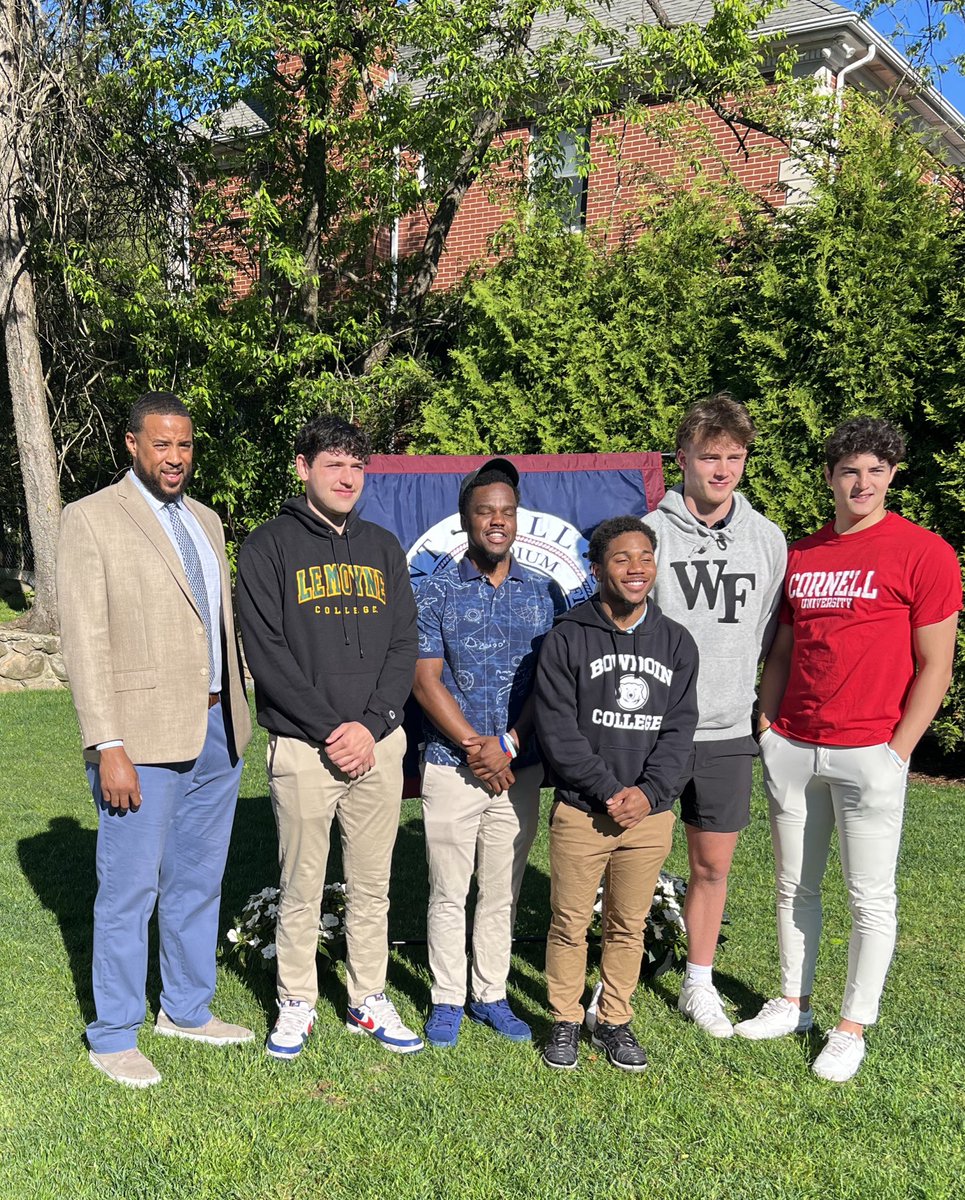 BelmontHillbask's tweet photo. Congrats Boys! So proud to have been your coach. #BHFamily  #Seniors https://t.co/VLzW3LDN3z