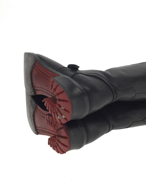 Found a pair of Hiromu Takahara engineer boots for sale, or as I like to think of them, Louboutins for Final Fantasy nerds 