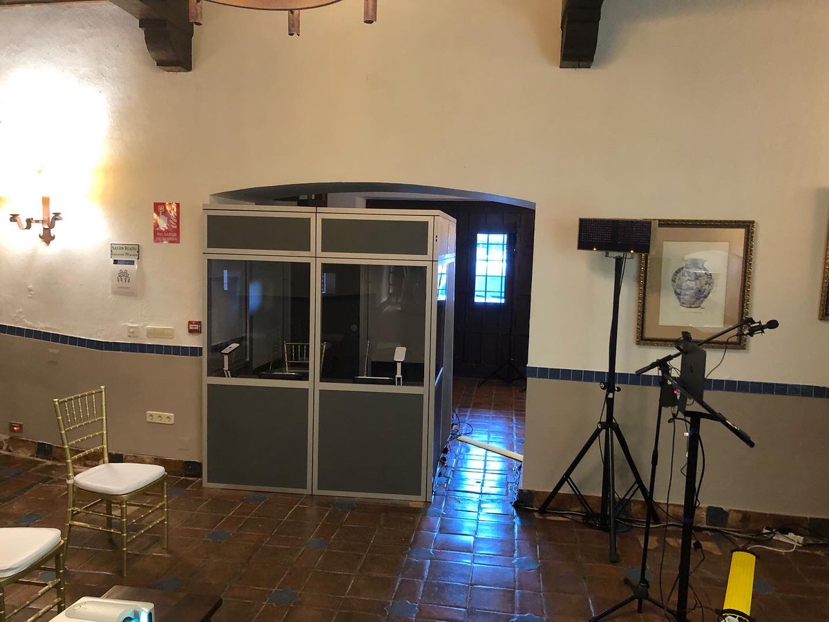AvAssis's tweet photo. 𝐁𝐎𝐒𝐂𝐇 𝐒𝐢𝐥𝐞𝐧𝐭 𝐈𝐧𝐭𝐞𝐫𝐩𝐫𝐞𝐭𝐚𝐭𝐢𝐨𝐧 𝐒𝐲𝐬𝐭𝐞𝐦
Evento #paradororopesa 
Micro Sennheiser 
#BoschIntegrus #InterpretationSystem 
#Translation #InterpretationServices
#BusinessOpportunity
#Conventions #workshop 
https://t.co/fIiaMDnxTJ
assis@assis.one
@AvAssis https://t.co/zsHRX8rfeF