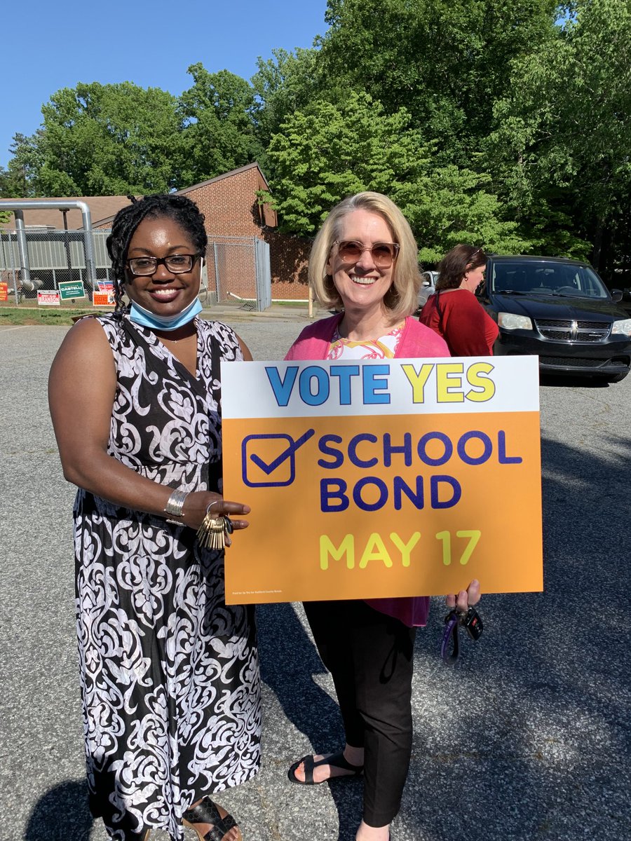 ⁦<a href="/GCSchoolsNC/">Guilford Co. Schools</a>⁩ Sternberger Elementary Principal Lisa Williams and I are all about Vote Yes and Yes! And she’s doing this on her personal time! ⁦<a href="/SMARTBondGCS/">GCS S.M.A.R.T Bond & Sales Tax</a>⁩ ⁦<a href="/gsochamber/">Greensboro Chamber</a>⁩