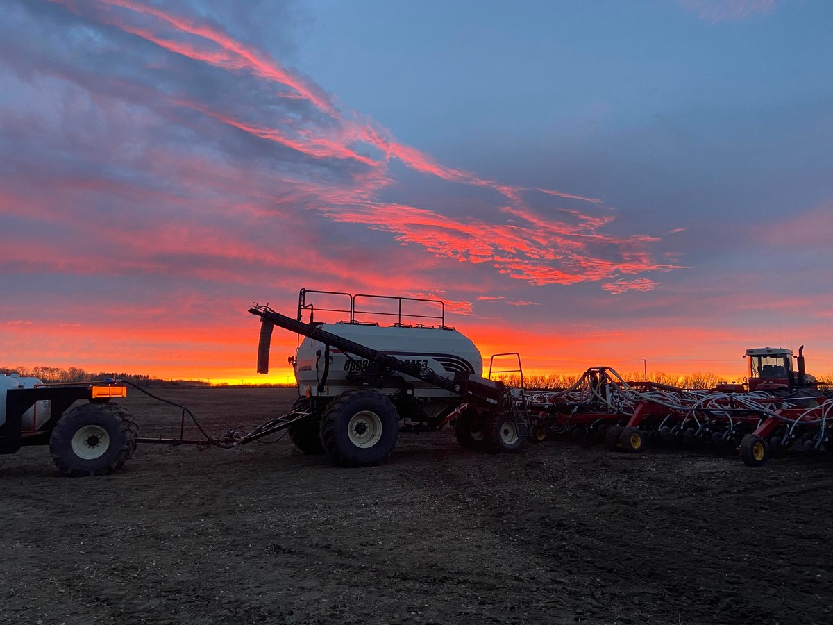 cj_bowditch's tweet photo. Seeding is underway! 
I'll never get tired of these living skies. 
#seeding2022 #Saskfarming https://t.co/KalQmzzZ5Q