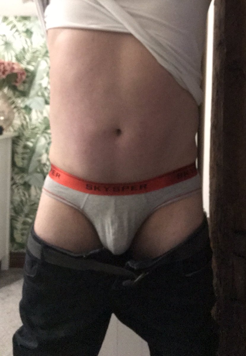 jocksaway1's tweet photo. Back from a day in the big smoke today - really comfy jock this one! #jock #iockstrap #jockstraps #underwear #mensunderwear #jockbrief https://t.co/81HFZ7MLgJ