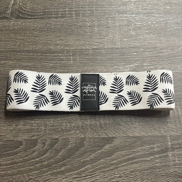 Ruby_Ridge21's tweet image. So good I had to share! Check out all the items I'm loving on @Poshmarkapp from @Anna40289924 #poshmark #fashion #style #shopmycloset #starwars #vintage: posh.mk/4rLE3vW56pb