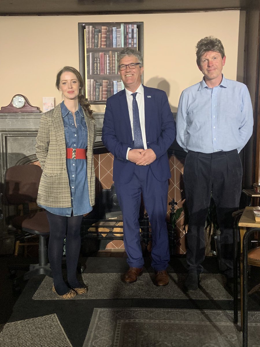 johbees's tweet photo. The @UCC Aula Maxima was a great setting for Educating Rita by Willy Russell starring our colleagues Karen Ray &amp; Jim Mahony and Co produced with Brenda Lynch ! Superb performance! Congratulations &amp; thank you for bringing live performance back to our campus! https://t.co/l39Db5227Y