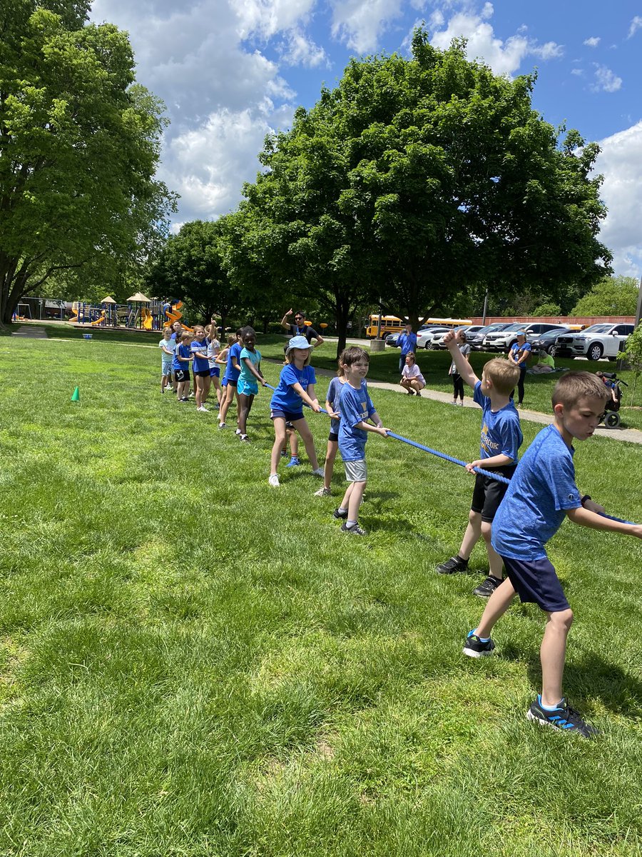 WBEteacher's tweet photo. Such a great day! Thank you Mr. Z, everyone had a really fun time! WBE Field Day 2022
@WoodbrookCCS https://t.co/JxJphjI15e
